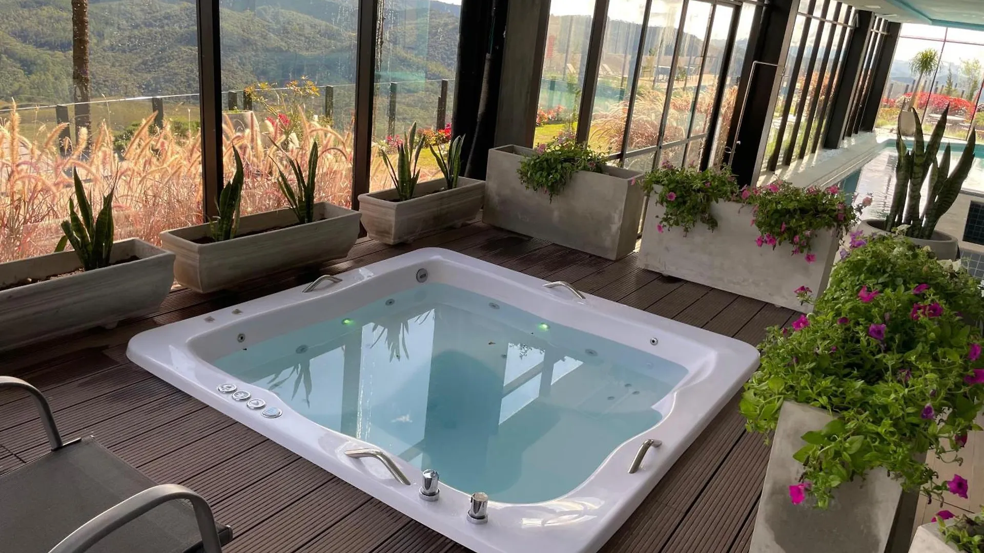 Gran Paradiso Campos Do Jordao Resort Бразилия